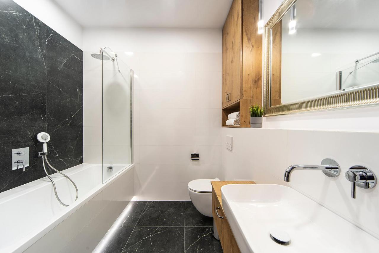 Venti Gdansk Rajska Apartment ภายนอก รูปภาพ