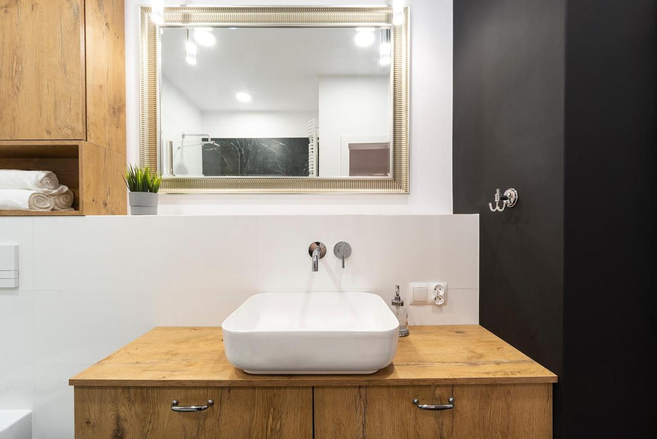 Venti Gdansk Rajska Apartment ภายนอก รูปภาพ